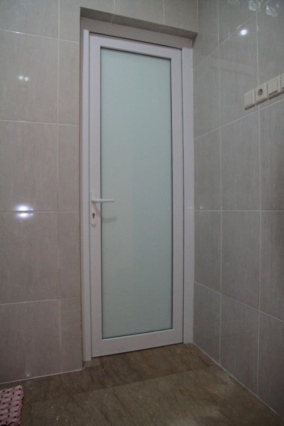 Bathroom-Door-Design-5-Aluminium-Bathroom-Door-Design-pinterest.jpg